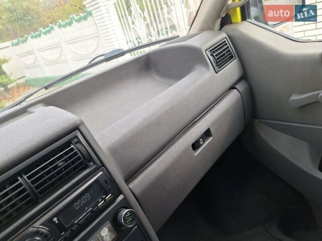 Жовтий Фольксваген Transporter, об'ємом двигуна 1.9 л та пробігом 297 тис. км за 4300 $, фото 33 на Automoto.ua