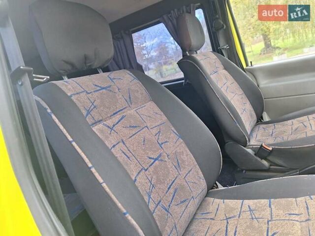 Жовтий Фольксваген Transporter, об'ємом двигуна 1.9 л та пробігом 297 тис. км за 4300 $, фото 26 на Automoto.ua