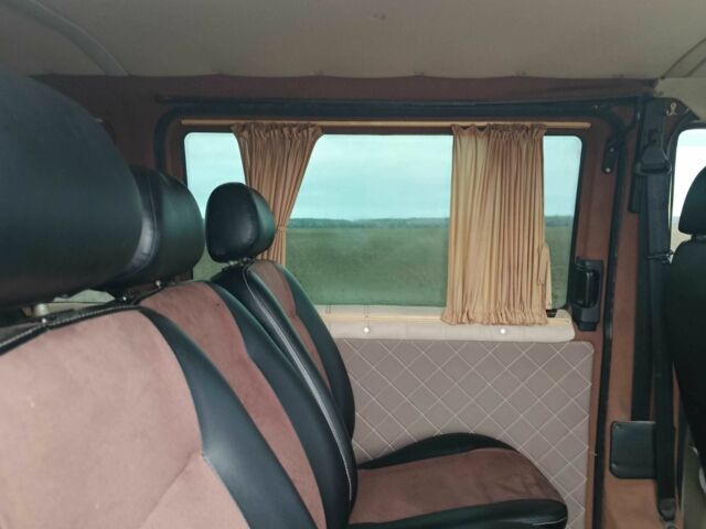 Жовтий Фольксваген Transporter, об'ємом двигуна 2.4 л та пробігом 350 тис. км за 7000 $, фото 8 на Automoto.ua