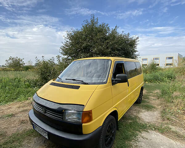 Жовтий Фольксваген Transporter, об'ємом двигуна 1.9 л та пробігом 280 тис. км за 2800 $, фото 2 на Automoto.ua