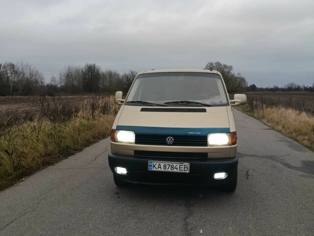 Жовтий Фольксваген Transporter, об'ємом двигуна 2.4 л та пробігом 350 тис. км за 7000 $, фото 1 на Automoto.ua