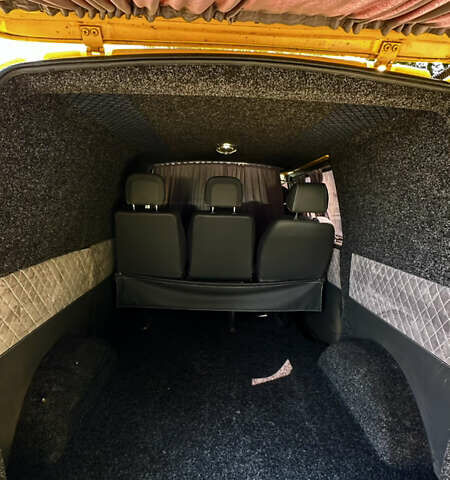 Жовтий Фольксваген Transporter, об'ємом двигуна 1.9 л та пробігом 409 тис. км за 5000 $, фото 5 на Automoto.ua