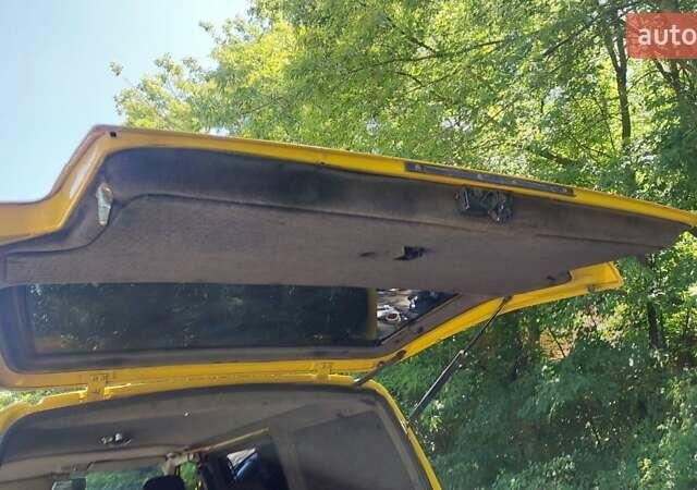 Желтый Фольксваген Transporter, объемом двигателя 0 л и пробегом 312 тыс. км за 5600 $, фото 7 на Automoto.ua