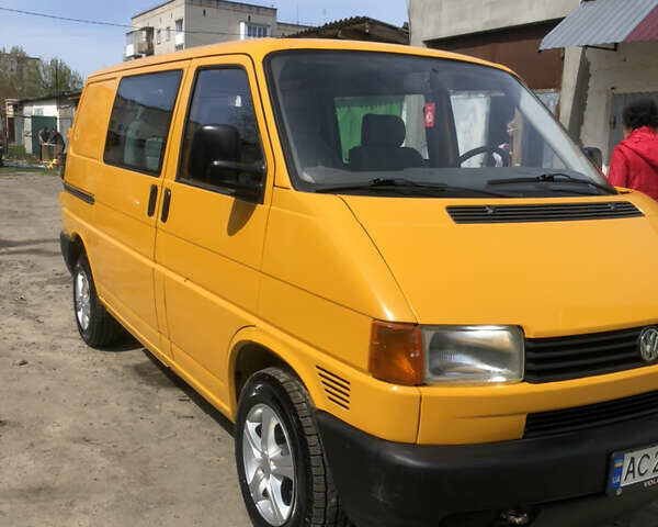 Жовтий Фольксваген Transporter, об'ємом двигуна 2.5 л та пробігом 303 тис. км за 5700 $, фото 31 на Automoto.ua