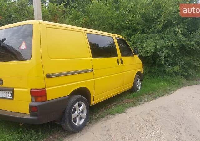 Желтый Фольксваген Transporter, объемом двигателя 0 л и пробегом 312 тыс. км за 5600 $, фото 18 на Automoto.ua