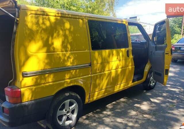 Желтый Фольксваген Transporter, объемом двигателя 0 л и пробегом 312 тыс. км за 5600 $, фото 15 на Automoto.ua