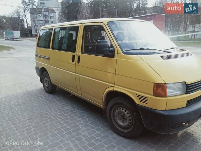 Жовтий Фольксваген Transporter, об'ємом двигуна 1.9 л та пробігом 250 тис. км за 4800 $, фото 3 на Automoto.ua