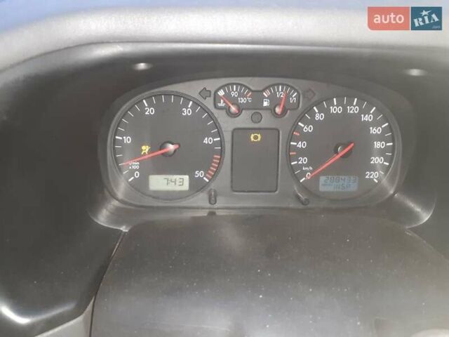 Желтый Фольксваген Transporter, объемом двигателя 1.9 л и пробегом 288 тыс. км за 4200 $, фото 6 на Automoto.ua