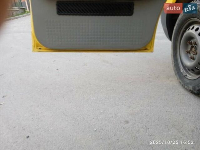 Жовтий Фольксваген Transporter, об'ємом двигуна 1.9 л та пробігом 307 тис. км за 5700 $, фото 15 на Automoto.ua