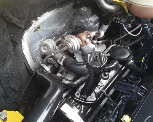 Жовтий Фольксваген Transporter, об'ємом двигуна 1.9 л та пробігом 307 тис. км за 5700 $, фото 21 на Automoto.ua