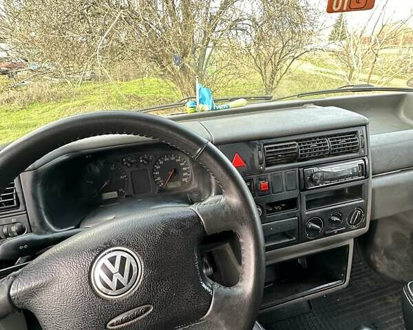 Жовтий Фольксваген Transporter, об'ємом двигуна 1.9 л та пробігом 269 тис. км за 5800 $, фото 2 на Automoto.ua