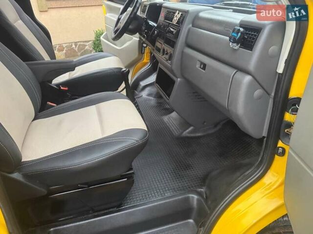 Жовтий Фольксваген Transporter, об'ємом двигуна 2.46 л та пробігом 321 тис. км за 5700 $, фото 23 на Automoto.ua