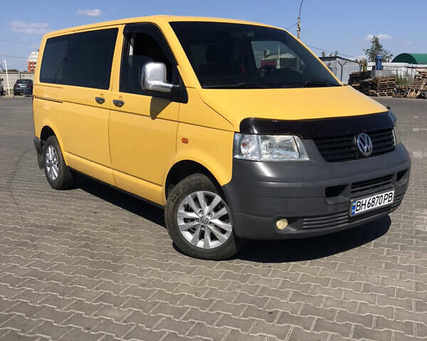 Жовтий Фольксваген Transporter, об'ємом двигуна 1.9 л та пробігом 370 тис. км за 7508 $, фото 3 на Automoto.ua