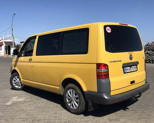 Жовтий Фольксваген Transporter, об'ємом двигуна 1.9 л та пробігом 370 тис. км за 7508 $, фото 6 на Automoto.ua
