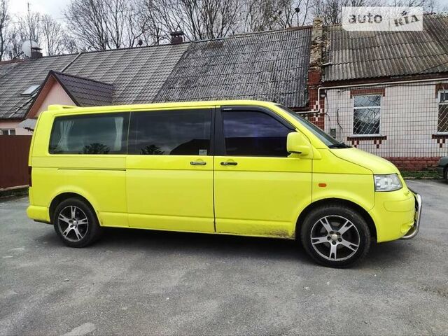 Жовтий Фольксваген Transporter, об'ємом двигуна 2.5 л та пробігом 370 тис. км за 8300 $, фото 1 на Automoto.ua