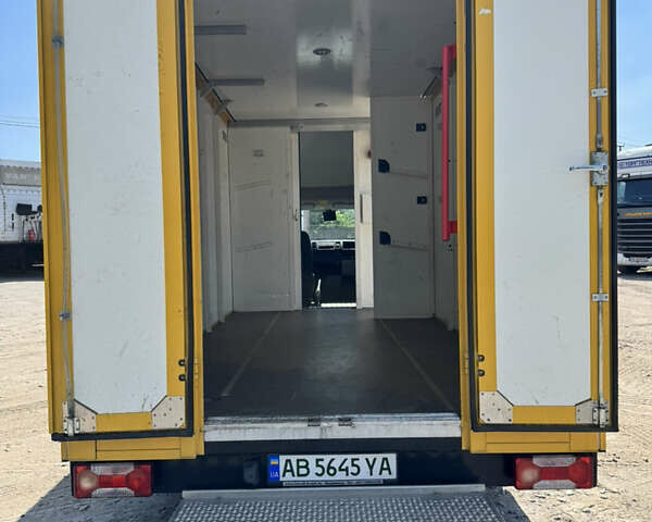 Желтый Фольксваген Transporter, объемом двигателя 0 л и пробегом 27 тыс. км за 11000 $, фото 3 на Automoto.ua