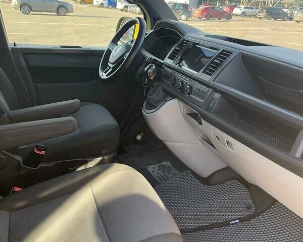 Жовтий Фольксваген Transporter, об'ємом двигуна 2 л та пробігом 250 тис. км за 20500 $, фото 11 на Automoto.ua