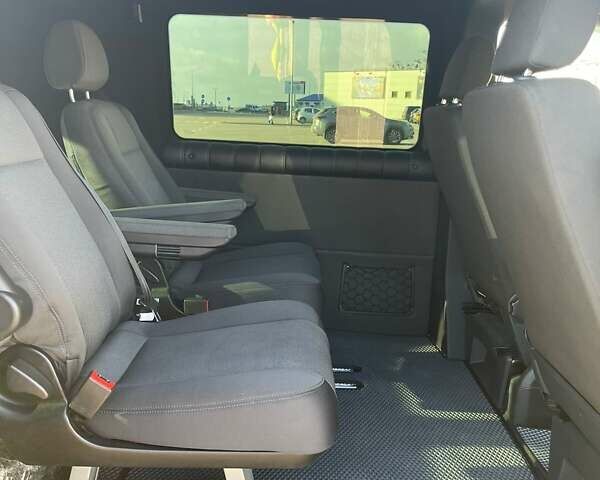 Жовтий Фольксваген Transporter, об'ємом двигуна 2 л та пробігом 250 тис. км за 20500 $, фото 13 на Automoto.ua