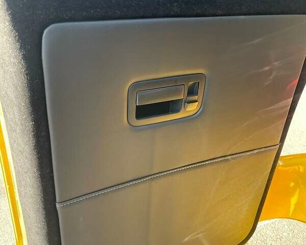 Жовтий Фольксваген Transporter, об'ємом двигуна 2 л та пробігом 250 тис. км за 20500 $, фото 14 на Automoto.ua