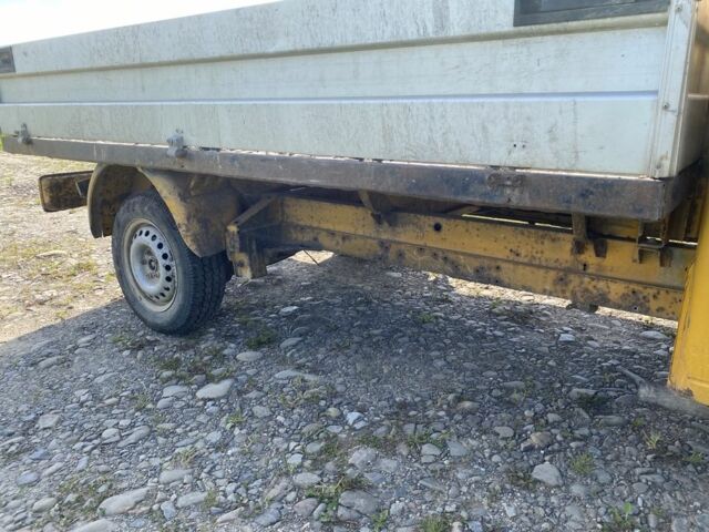 Желтый Фольксваген Transporter, объемом двигателя 2.5 л и пробегом 494 тыс. км за 4900 $, фото 5 на Automoto.ua