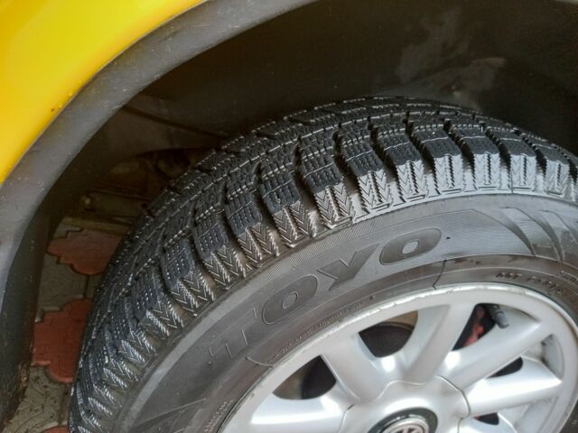 Желтый Фольксваген Transporter, объемом двигателя 1.9 л и пробегом 333 тыс. км за 6250 $, фото 15 на Automoto.ua