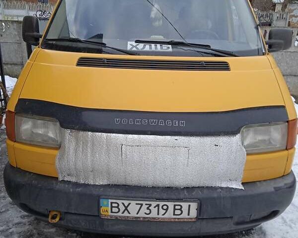 Жовтий Фольксваген Transporter, об'ємом двигуна 1.9 л та пробігом 465 тис. км за 5300 $, фото 2 на Automoto.ua