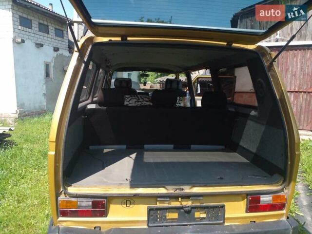 Желтый Фольксваген Transporter, объемом двигателя 1.6 л и пробегом 200 тыс. км за 5700 $, фото 13 на Automoto.ua