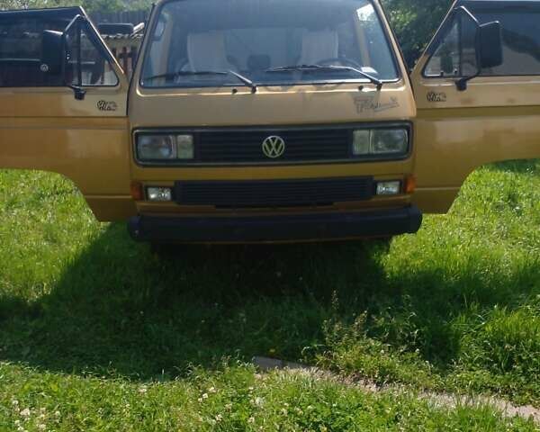 Желтый Фольксваген Transporter, объемом двигателя 1.6 л и пробегом 200 тыс. км за 5700 $, фото 5 на Automoto.ua