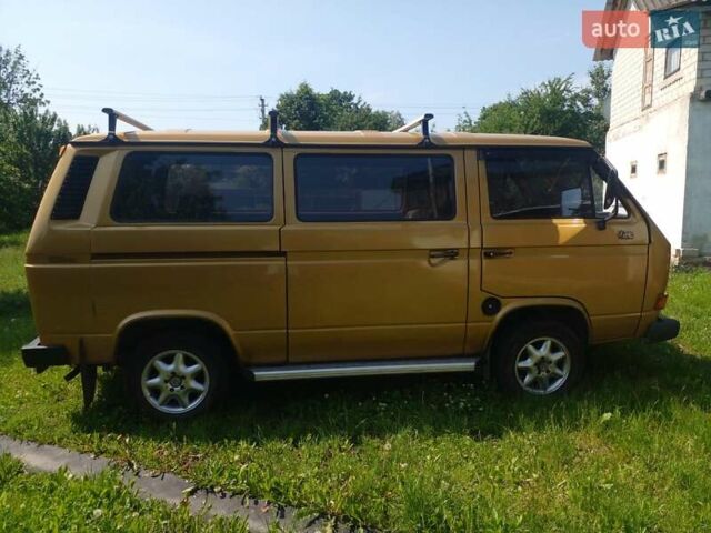 Желтый Фольксваген Transporter, объемом двигателя 1.6 л и пробегом 200 тыс. км за 5700 $, фото 1 на Automoto.ua