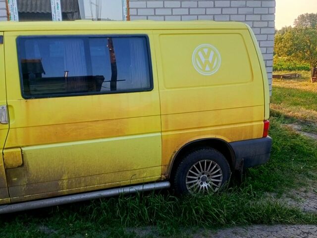 Желтый Фольксваген Transporter, объемом двигателя 2.5 л и пробегом 57 тыс. км за 4300 $, фото 6 на Automoto.ua