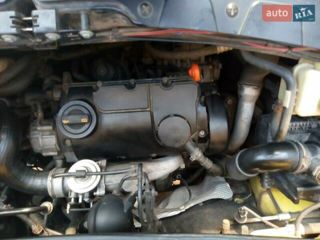 Фольксваген Transporter 2005 в Лысянке на Automoto.ua Желтый Фольксваген Transporter, объемом двигателя 1.9 л и пробегом 300 тыс. км за 8000 $, фото 11 на Automoto.ua