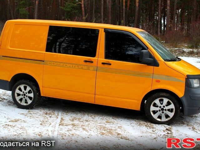 Желтый Фольксваген Transporter, объемом двигателя 2.5 л и пробегом 1 тыс. км за 6950 $, фото 7 на Automoto.ua