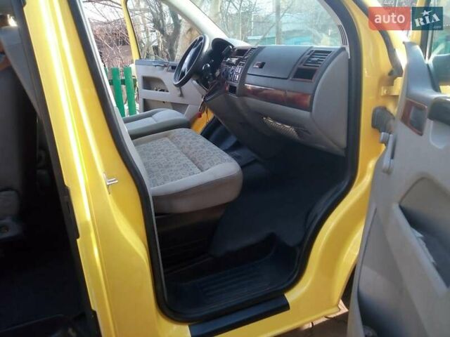 Фольксваген Transporter 2005 в Лысянке на Automoto.ua Желтый Фольксваген Transporter, объемом двигателя 1.9 л и пробегом 300 тыс. км за 8000 $, фото 4 на Automoto.ua