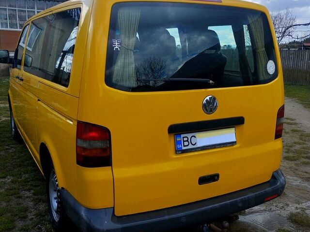 Желтый Фольксваген Transporter, объемом двигателя 1.9 л и пробегом 210 тыс. км за 6850 $, фото 6 на Automoto.ua