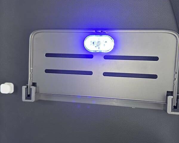 Серый Фольксваген Transporter, объемом двигателя 2 л и пробегом 183 тыс. км за 39999 $, фото 26 на Automoto.ua