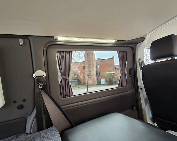 Серый Фольксваген Transporter, объемом двигателя 2 л и пробегом 183 тыс. км за 39999 $, фото 33 на Automoto.ua