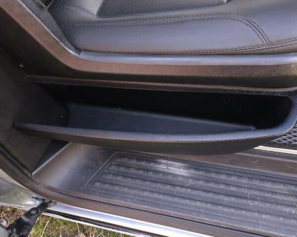 Серый Фольксваген Transporter, объемом двигателя 2 л и пробегом 183 тыс. км за 39999 $, фото 39 на Automoto.ua