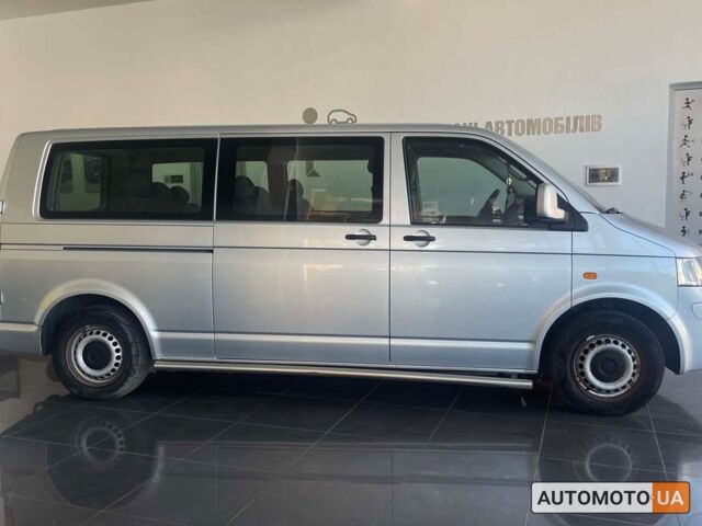 Серый Фольксваген Transporter, объемом двигателя 2.5 л и пробегом 270 тыс. км за 10400 $, фото 6 на Automoto.ua