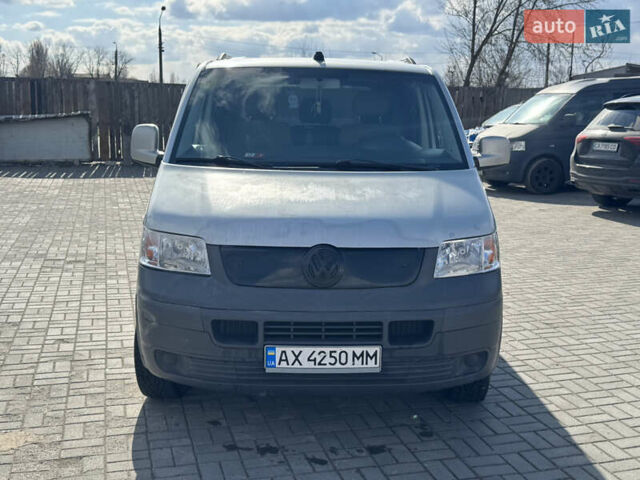Серый Фольксваген Transporter, объемом двигателя 1.9 л и пробегом 390 тыс. км за 6000 $, фото 7 на Automoto.ua
