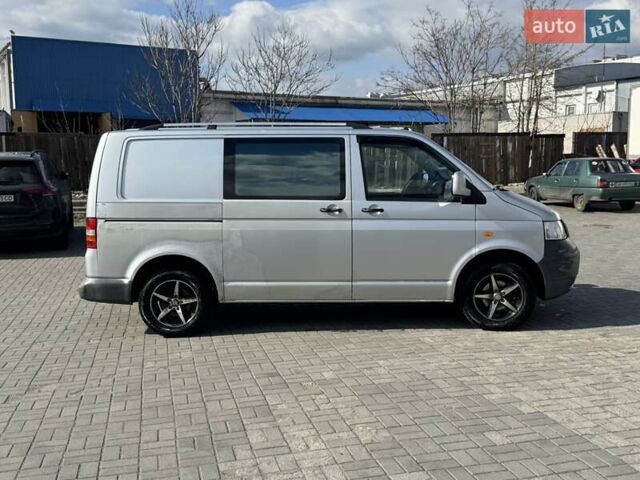 Серый Фольксваген Transporter, объемом двигателя 1.9 л и пробегом 390 тыс. км за 6000 $, фото 10 на Automoto.ua