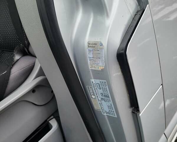 Серый Фольксваген Transporter, объемом двигателя 2.46 л и пробегом 315 тыс. км за 8900 $, фото 87 на Automoto.ua
