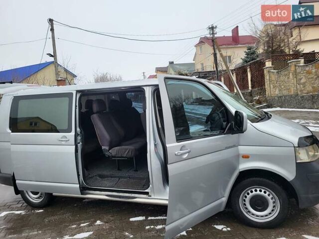 Серый Фольксваген Transporter, объемом двигателя 2.46 л и пробегом 315 тыс. км за 8900 $, фото 60 на Automoto.ua