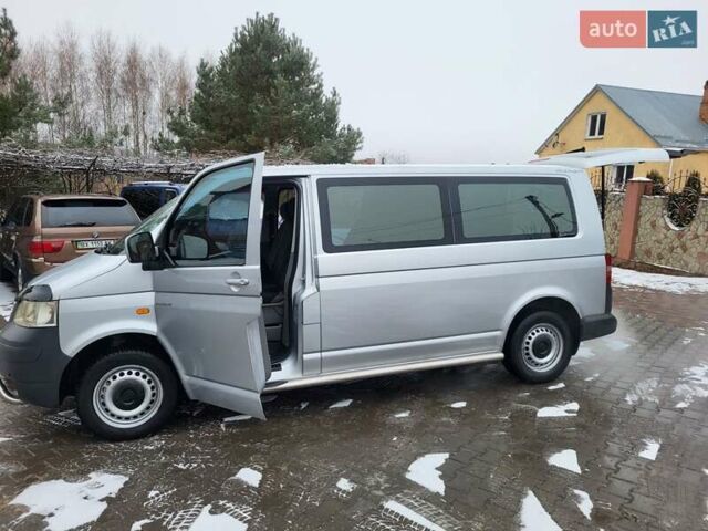 Серый Фольксваген Transporter, объемом двигателя 2.46 л и пробегом 315 тыс. км за 8900 $, фото 50 на Automoto.ua
