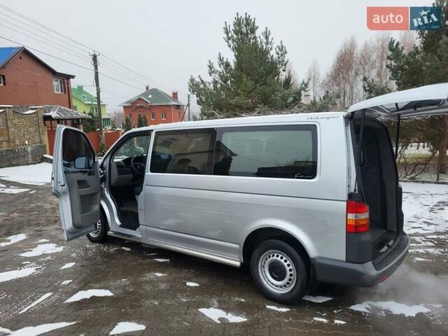 Серый Фольксваген Transporter, объемом двигателя 2.46 л и пробегом 315 тыс. км за 8900 $, фото 53 на Automoto.ua