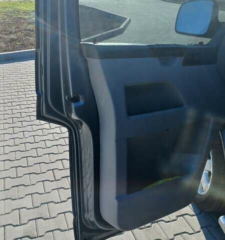 Сірий Фольксваген Transporter, об'ємом двигуна 2.46 л та пробігом 359 тис. км за 6700 $, фото 9 на Automoto.ua