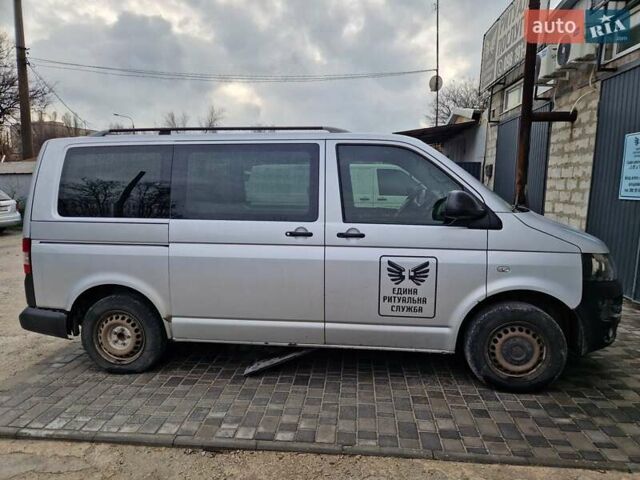 Серый Фольксваген Transporter, объемом двигателя 2 л и пробегом 470 тыс. км за 5000 $, фото 4 на Automoto.ua