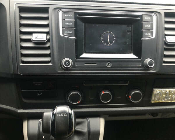 Серый Фольксваген Transporter, объемом двигателя 2 л и пробегом 181 тыс. км за 23700 $, фото 8 на Automoto.ua