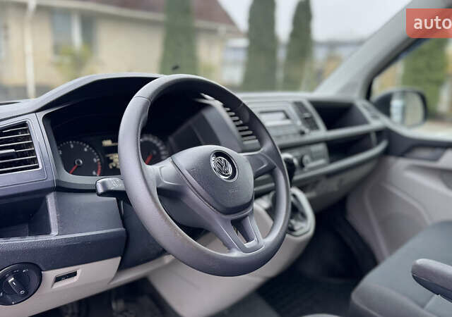 Серый Фольксваген Transporter, объемом двигателя 2 л и пробегом 280 тыс. км за 14999 $, фото 12 на Automoto.ua