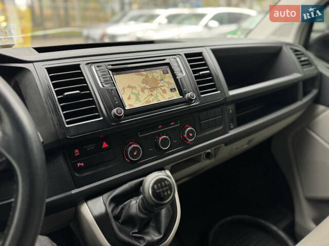 Сірий Фольксваген Transporter, об'ємом двигуна 1.97 л та пробігом 295 тис. км за 19500 $, фото 9 на Automoto.ua