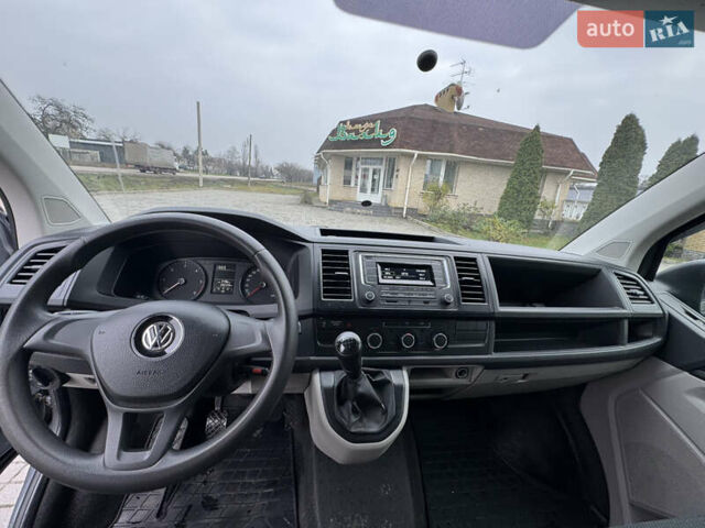 Серый Фольксваген Transporter, объемом двигателя 2 л и пробегом 280 тыс. км за 14999 $, фото 24 на Automoto.ua